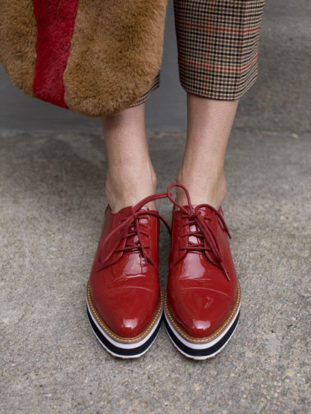 Halogen Women's Red Patent Leather Platform Brogue Shoes Size 11 EUC